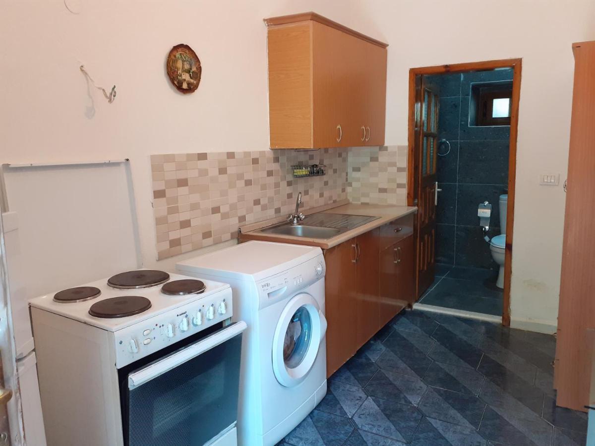 Eva Apartments Dhërmi Extérieur photo