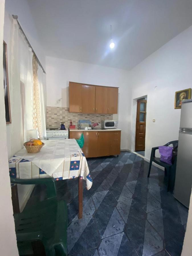 Eva Apartments Dhërmi Extérieur photo