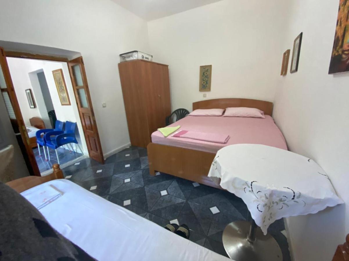 Eva Apartments Dhërmi Extérieur photo